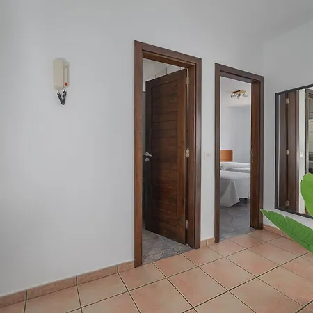 Vila Yaiza *